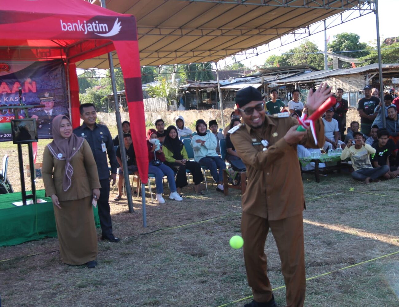 Bupati Sumenep Buka Turnamen Bola Kasti Dandim Cup 2023