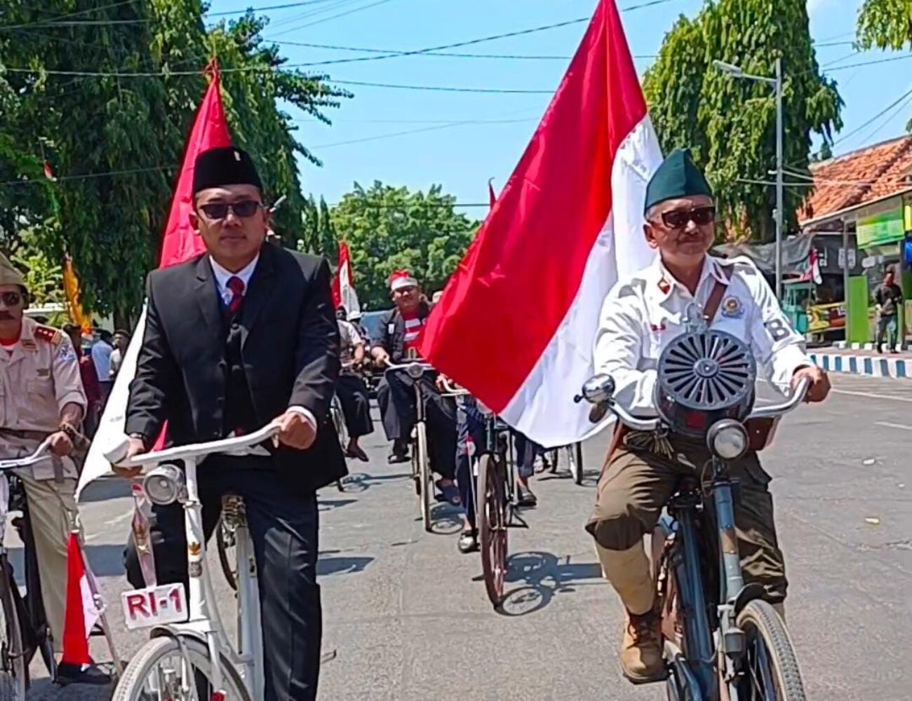 Salah Satu Anggota Dewan Asal Masalembuh Lakukan Hal Menarik Usai Dilantik