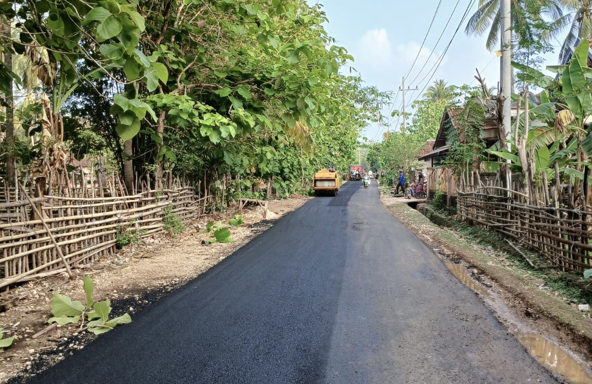 Bukti Ngopeni, Bupati Fauzi Tuntaskan Insfrastruktur Jalan Poros Pulau Kangean Hingga 70 Persen