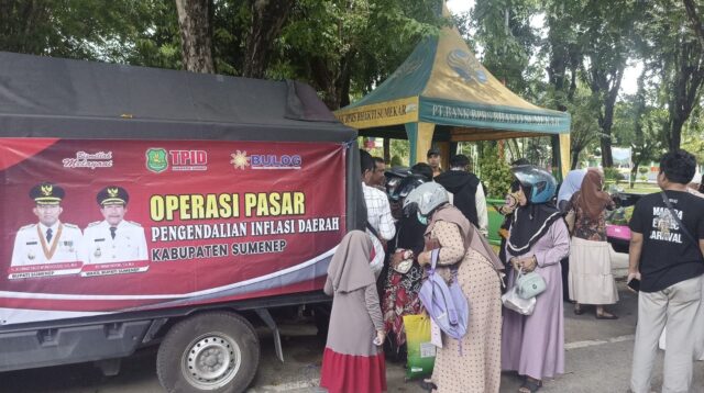 Operasi Pasar Murah Pemkab Sumenep Disambut Antusias Masyarakat