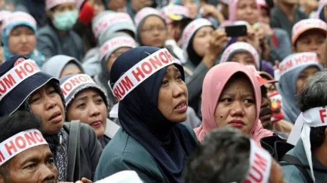 Tidak Masuk Daftar Usulan PPPK Paruh Waktu, Guru Honorer di Sumenep: Kami Seperti Dipinggirkan Pelan-Pelan