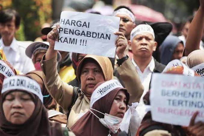 Aksi Turun Jalan Guru Honorer Sumenep Diduga Hendak di Gembosi
