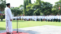 Bupati Fauzi Pimpin Apel Hari Santri Nasional 2025, Ajak Santri Sumenep Berperan di Kancah Global Bupati Fauzi Pimpin Apel Hari Santri Nasional 2025, Ajak Santri Sumenep Berperan di Kancah Global