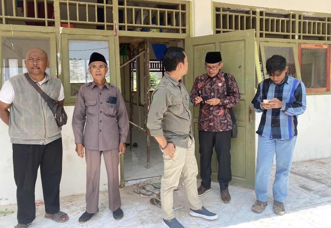 Komisi IV DPRD Sumenep Sidak SDN Torbeng II, Temukan Kejanggalan Proyek Rehabilitasi